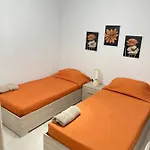 Habitacion Doble O Sencilla En Apartamento Compartido En Malta , Zona Centrica